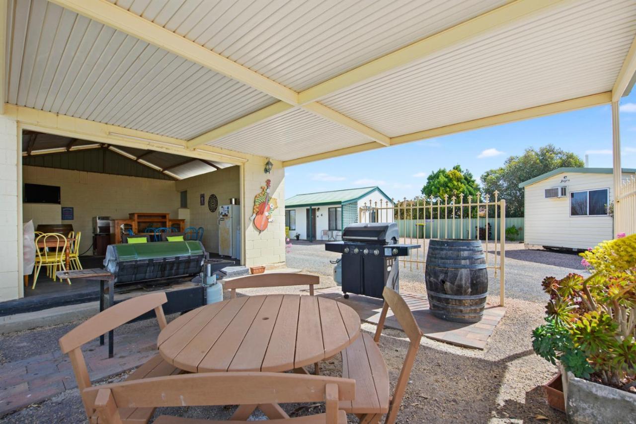 Moonta Bay Accommodation Port Moonta エクステリア 写真